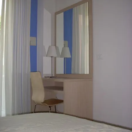 Mary Fleur 2* Viserba Di Rimini